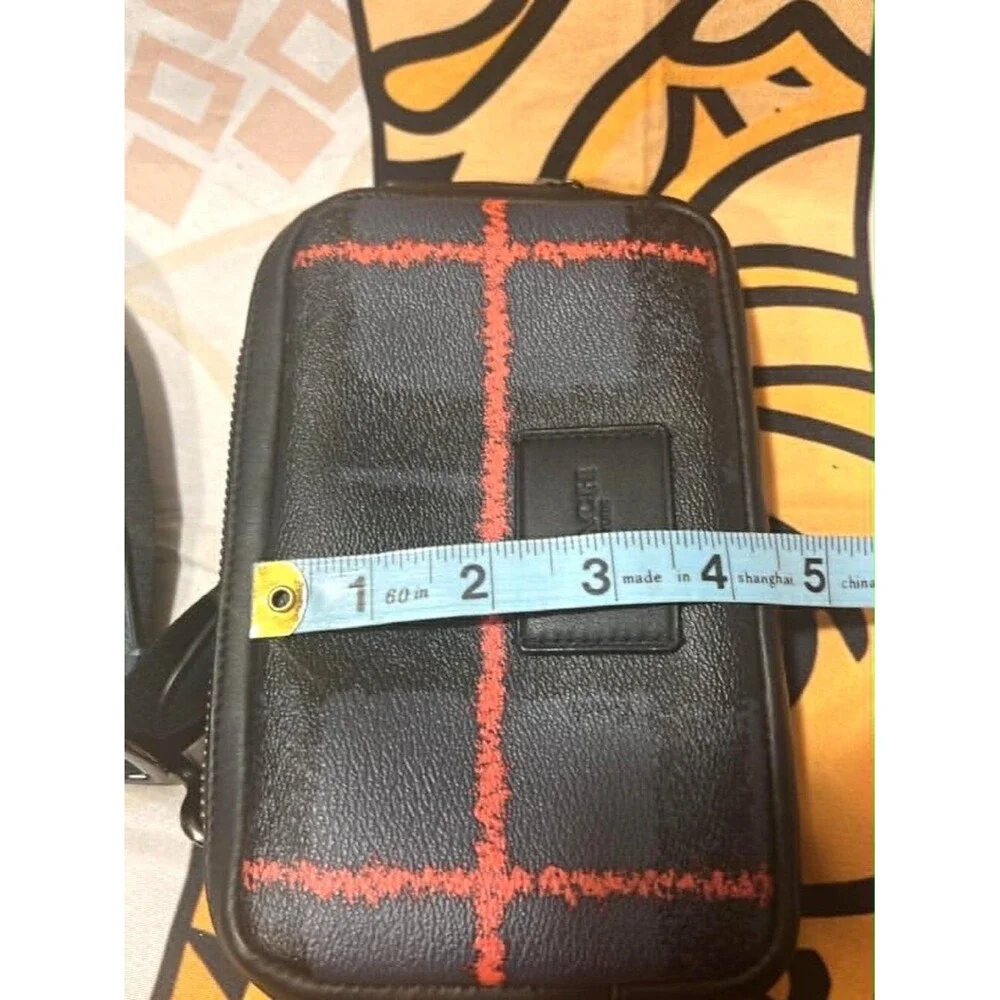 Coach Carrier Phone Crossbody Window Pane Plaid Bag C6819 EUC